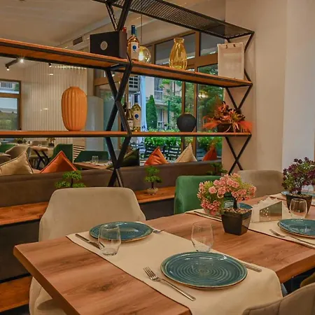 Otel Zonya 3*