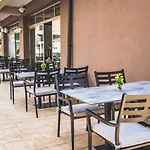 Zonya Hotel