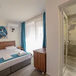 Zonya Szálloda 3*