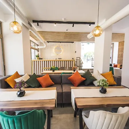 Hotel Zonya 3*
