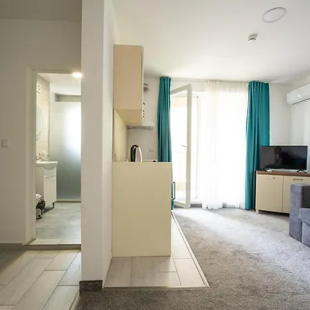 Zonya サニービーチ