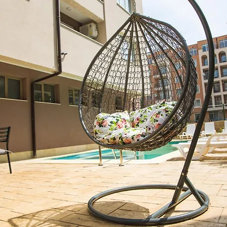 Zonya サニービーチ