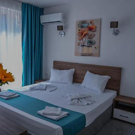 Zonya ホテル サニービーチ